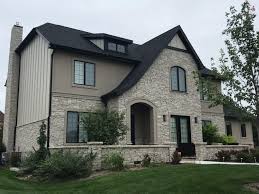 Stone mosaic tile mosaic tiles exterior design interior and exterior hardwood floors flooring travertine building zara almond split face veneer fireplace veneer white wall cladding ledge stone cream walling stone caledon. Empire Split Face Real Stone Veneer Exterior Masonry Klassisch Modern Hauser Sonstige Von Quarry Mill Houzz