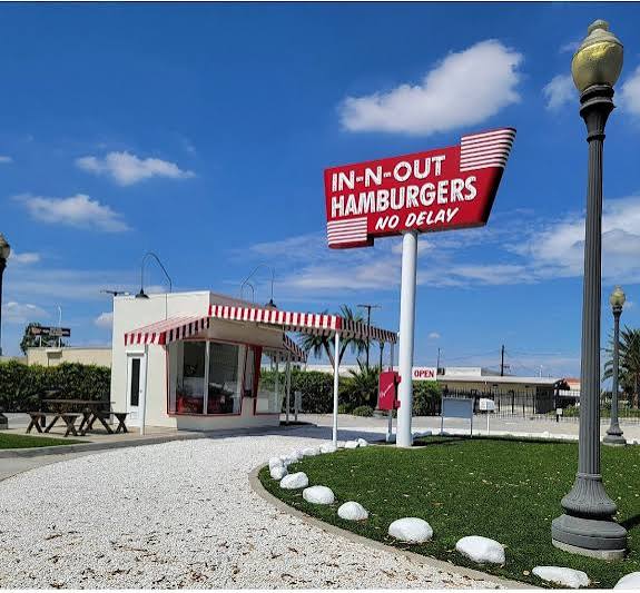 Original in-N-Out Replica - All You SHOULD Know Before Going 2026 (with Reviews)
