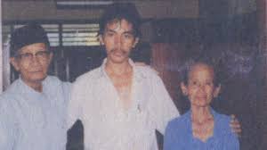 Dia adalah prasiani (20), wanita asal depok ini mengaku spontan meminta sepeda. Saat Jokowi Muda Patah Hati Tribunnews Com Mobile