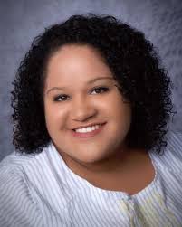 Review: Alexandria Thomas writes