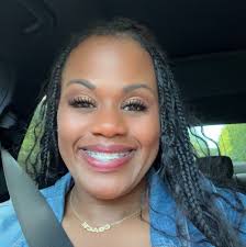 Not the church mothers popping those tambourines to Juvenile! 😩🤣  #TambourineMinistry