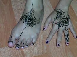 Gambar henna cantik, gambar henna pengantin, henna tangan simple dan mudah, gambar henna mudah, gambar henna terbaru 2019, gambar 47 gambar motif henna tangan simple dan cantik untuk pemula kumpulan gambar henna tangan lengkap beserta cara membuatnya tentunya bisa. Henna Mehendi Anastasia Bodypainting Henna