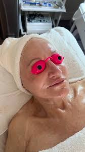 You all deserve a little self care this valentines Day! 💝 and look at this  glow, she walked out!