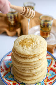 Crepes 1000 Trous Recette De Baghrir Recette En 2020 Recette De Baghrir Crepes 1000 Trous Gateau Marocain Facile