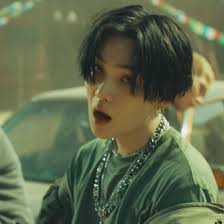 On multiple occasions, bts rapper suga has mentioned how his personal space and privacy are important to him. Bts Suga Drops New Mixtape D 2 Daechwita Music Video