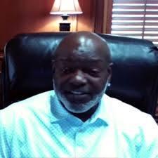 Emmitt Smith surprises U.S. Air Force veteran with video call