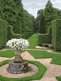 Somerset Uk Formal Garden Design Boxwood Garden Beautiful Gardens