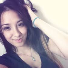 Emma Bowles (@embowles22)