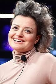 Česká divadelní a filmová herečka erika stárková vystudovala brněnskou konzervatoř a poté herectví na jamu. Erika Starkova