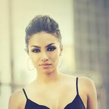 Jada Evans's Instagram, Twitter & Facebook