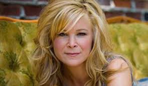 Jenny Brooks's Instagram, Twitter & Facebook