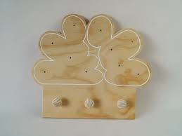 Kindergarderobe garderobe selber machen kindergarderobe kindergarderoben mit sitzbank holz namen garderobe selber bauen ideen. Eine Diy Kindergarderobe Aus Holz