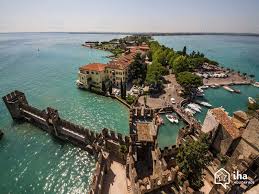 Find cheap or luxury self catering accommodation. Vermietung Peschiera Del Garda Fur Ihren Urlaub Mit Iha Privat