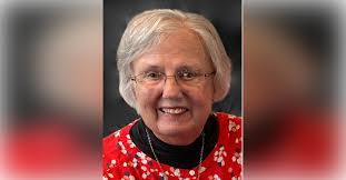 Tara Benz's Instagram, Twitter & Facebook