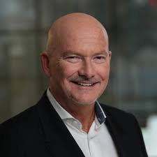 Roger Pollock's Instagram, Twitter & Facebook