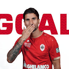Um also it's my number on my jersey so yeah if it's um and i like to drop into the midfield as well so i'm i'm not just a striker who waits in the box and get a pass and then scores. Pin On Antwerp Fc
