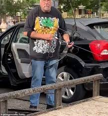 Slim santana buzz it twitter yang viral belakangan ini, ia adalah merupakan salah seorang aktor the slim santana bustit challenge is taking the world by storm. Julius Hopkinistic Ug Posts Facebook