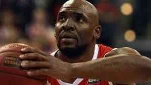 Darius Hall Themenseite