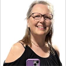 Good afternoon I 💕 Atwater! Please help us welcome our newest moderator,  Brandi Hooker! Brandi grew up in Los Banos, moved to Merced for many years,  and now lives in Atwater, giving