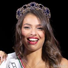 E' sarda la nuova eletta "Una Ragazza per il Cinema" 2022