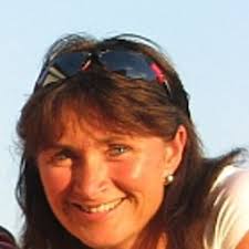 Evelyn Krawczyk's Instagram, Twitter & Facebook