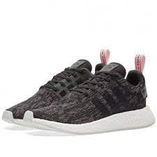 The nmd r1 has seen many interpretations, from tokyo to atlanta, alongside an influx of stories that add to the sneaker's nomadic lineage. Adidas Nmd R2 Damen Schwarz Rosa By9314 Topmarkenschuh Com
