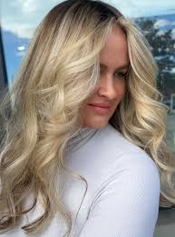 Stunning that hair! Guuurl ❤️❤️❤️