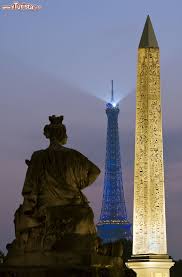 Manja kochannek may 9, 2015. L Obelisco E La Torre Eiffel Viste Da Piazza Foto Parigi Place De La Concorde