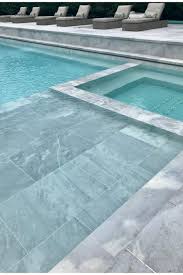Beste Poolfliesen Option Fur Ihr Schwimmbad In 2020 Modern Pools Pool Tile Waterline Pool Tile