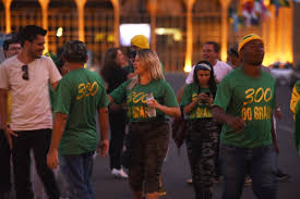 Em brasília, sara winter é responsável pelo acampamento 300 do brasil. Outros Cinco Lideres Do Movimento 300 Do Brasil Sao Alvos De Prisao