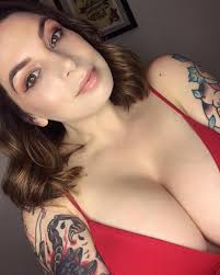 Vyzuba Big Tits Blog on X: Busty tattoo girl PeggySue teasing with her  chest (9 pics) t.coIJBEQUP3WE t.co965yt7ZbAm  X