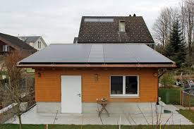 Das Garagendach Wird Optimal Genutzt Solaranlage Garage Dach Holzbau