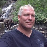 30+ 'Eric Burg' profiles