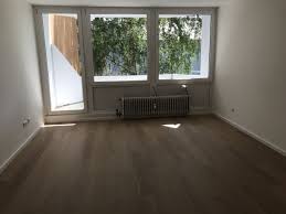 Hallo, meine schwester(19) und ich(im oktober 18) sind auf der suche nach einer 3 zimmer wohnung,. 3 Zimmer Wohnungen Oder 3 Raum Wohnung In Strullendorf Mieten