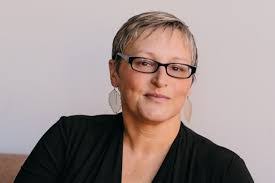 Jen Gregory's Instagram, Twitter & Facebook