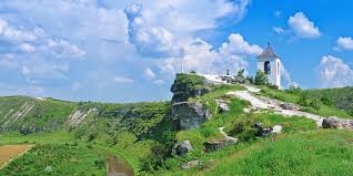 Moldavia is a historical region and former principality in central and eastern europe, corresponding to the territory between the eastern ca. Wczasy I Wycieczki Moldawia Wakacje 2021 Biuro Podrozy Itaka