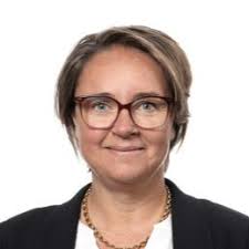 Raquel Mendieta, Europe