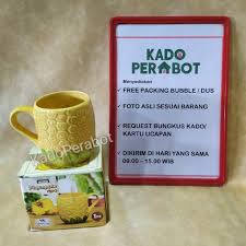 Menjelang hari natal, kamu tentu tidak ingin ketinggalan untuk merayakannya dengan melakukan tukar kado, khususnya bersama rekan kerja di kantor. Kado Mug Nanas Mug Tukar Kado Hadiah Tukar Kado Gelas Bentuk Lucu Shopee Indonesia