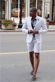 Trova una vasta selezione di abito cerimonia uomo a prezzi vantaggiosi su ebay. Acquista Nuovi Abiti Da Uomo Bianchi Da Sposa Personalizzati Con Pantaloni Corti Fashion Terno Masculino Yong Set Abiti Da Uomo Estivi Da Uomo Giacca Pantaloni 693 A 41 59 Dal Huang333 It Dhgate Com
