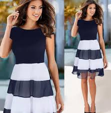 Black White And Navy Blue Outfits Show Off That Classic Beauty It S A Beautiful Day Navy And White Chiffon Dress Www Thechicfind Com Chiffon Summer Dress Fashion Short Sleeve Dresses