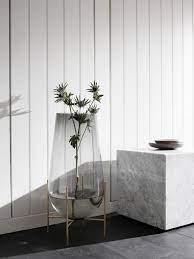Maybe you would like to learn more about one of these? 10 Ways To Fill Empty Corners With Floor Vases