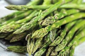 Place the asparagus into a mixing bowl, and drizzle with the olive oil. How To Grow Asparagus Thompson Morgan