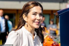 Crown Princess Mary Of Denmark visits Leiden University Medical Centre