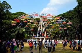 Pemandangan sore yang menakjubkan bengawan di sepat galeh, sembungrejo, plumpang tuban. 27 Tempat Destinasi Wisata Solo Yang Paling Terkenal Dan Hits Dikunjungi