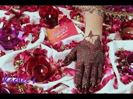 As applying mehndi has become more trendy nowadays, girls don't. Kashee S Signature Mehndi