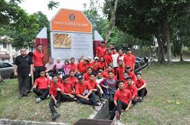 Sekolah menengah teknik jasin merupakan sekolah teknik yang keempat dibina di negeri melaka dan kelapan di seluruh malaysia. Lawatan Sekolah Menengah Teknik Melaka Ke Fka 25 School Of Civil Engineering