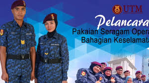 Buku rekod bertugas (pengawal keselamatan), buku pelawat, buku kontraktor dan laporan harian, hendaklah sentiasa bersih dan mesti ditulis dengan jelas dan terang menggunakan pen. Pelancaran Pakaian Seragam Operasi Baharu Bahagian Keselamatan Utm 2019 Youtube