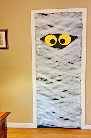Are you passionate about front door decorating? 8 Fun Halloween Door Ideas Halloween Door Decorations