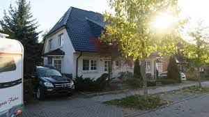 Potsdam · 5 zimmer · haus · neubau · fußbodenheizung · einbauküche · doppelhaushälfte zimmer: Haus Zu Vermieten Baumhaselring 87 14469 Potsdam Mapio Net