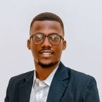 Abiola Idris's Instagram, Twitter & Facebook